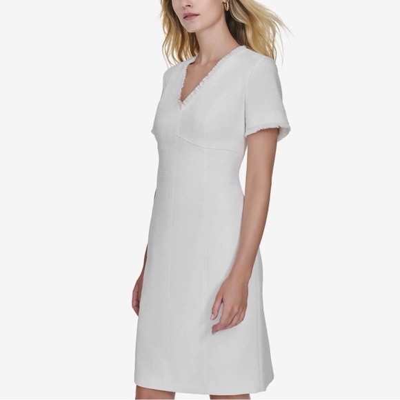 Andrew Marc Dresses & Skirts - Andrew Marc White Short Sleeve V-Neck Sheath Dress Size 12